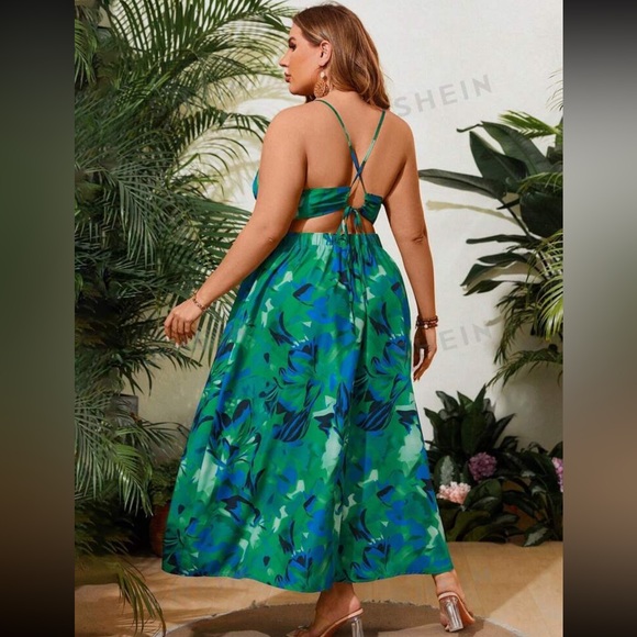 (Fits like XL) Vacation maxi backless dress - Picture 2 of 3